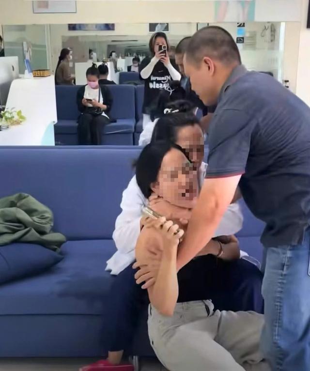 TP.HCM: Xác minh clip chủ phòng khám nha khoa hành hung khách hàng- Ảnh 1.