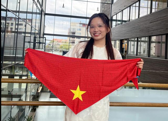 Nữ sinh giành học bổng gần 3 tỉ đồng: Hành trình chinh phục giấc mơ du học - Ảnh 2.