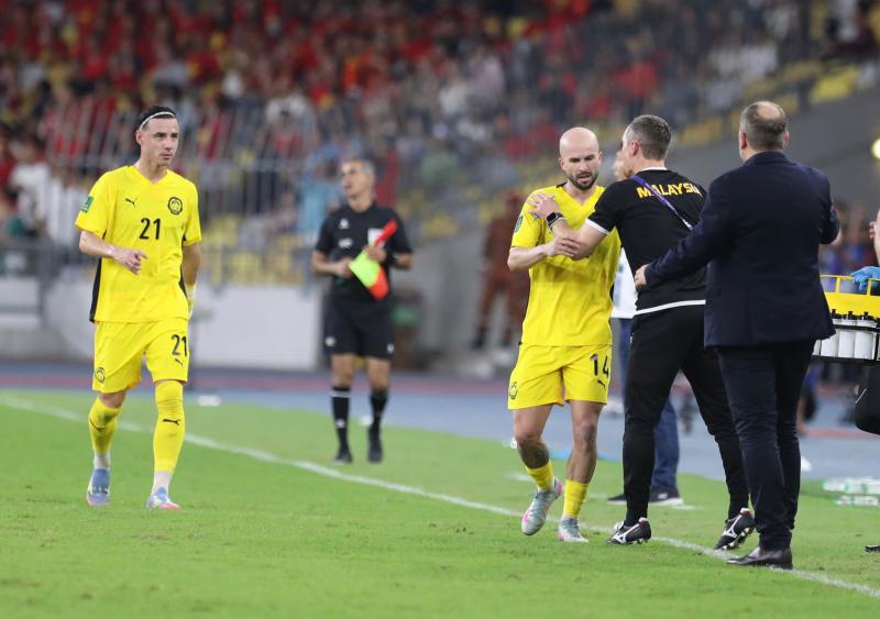 FIFA trừng phạt bóng đá Malaysia, đội tuyển Việt Nam càng kiên định con đường đi đúng đắn- Ảnh 2.