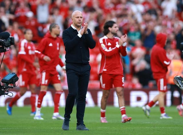Liverpool thống trị bóng đá Anh, mua Isak với giá kỷ lục 130 triệu bảng- Ảnh 1.