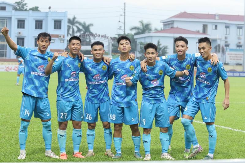 ‘Bom’ lại nổ trước giờ G: CLB Hòa Bình đột ngột rút lui, VPF phải tái bốc thăm giải hạng nhất- Ảnh 1.