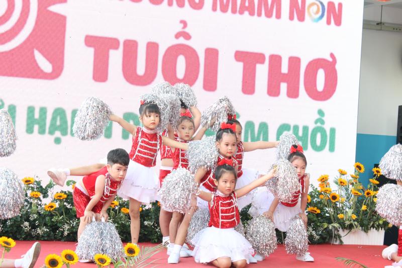 Những hình ảnh tuyệt đẹp ngày khai giảng ở siêu đô thị lớn nhất cả nước - Ảnh 13.