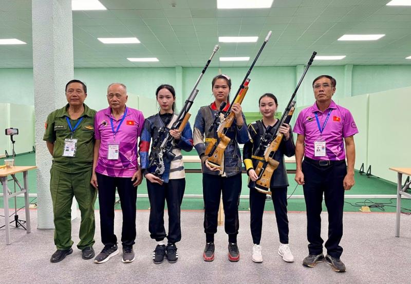 Nhà vô địch ASIAD Phạm Quang Huy và tốp 4 Olympic Trịnh Thu Vinh đấu giải bắn súng quốc gia- Ảnh 2.