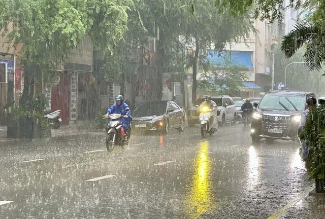 La Nina đang quay trở lại nhưng nhiệt độ vẫn cao - Ảnh 1.