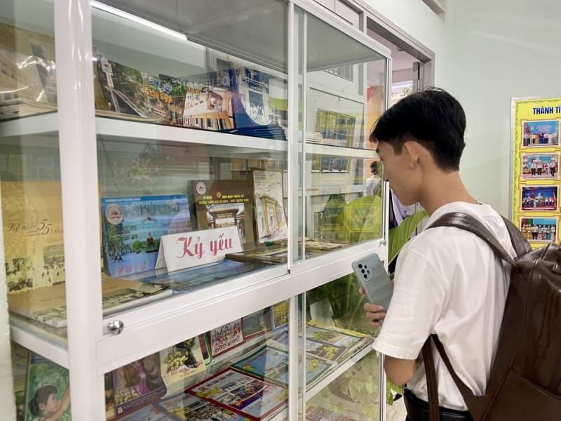 Thượng tướng Nguyễn Trọng Nghĩa dự lễ kỷ niệm ngôi trường 7 thập kỷ - Ảnh 5.