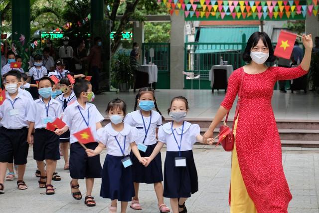 Nhận diện chiêu trò xuyên tạc, 'bẻ lái' dư luận - Ảnh 1.