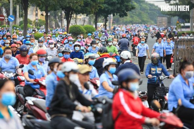 Người lao động rời TP.HCM ngày càng nhiều, vì sao? - Ảnh 1.