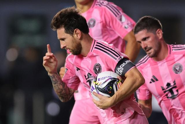 Messi trở lại Inter Miami ‘giữ ngọn lửa’ World Cup 2026, HLV Scaloni nói điều bất ngờ - Ảnh 2.