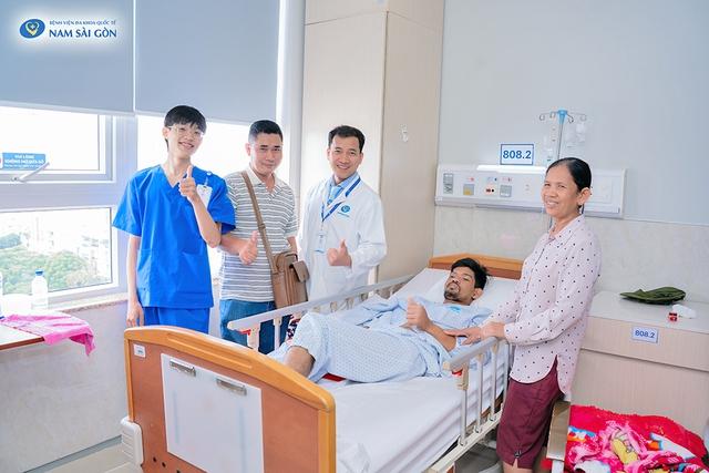 Tưởng như mất cánh tay sau tai nạn, nam thanh niên 26 tuổi hồi phục ngoạn mục- Ảnh 4.