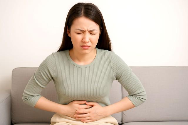 Bác sĩ  báo động trào ngược dạ dày ở người trẻ- Ảnh 1.
