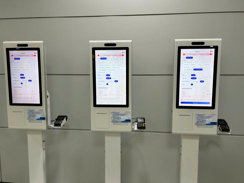 Metro ngưng bán vé giấy: Người hào hứng vì không còn chờ lâu như trước- Ảnh 11.