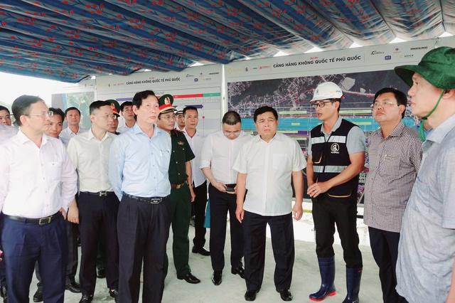 Khởi công 10 dự án để Phú Quốc tổ chức hội nghị cấp cao APEC 2027  - Ảnh 3.