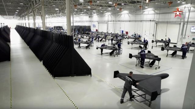UAV quân sự đã phát triển ra sao để 'định hình chiến tranh' hiện đại? - Ảnh 6.