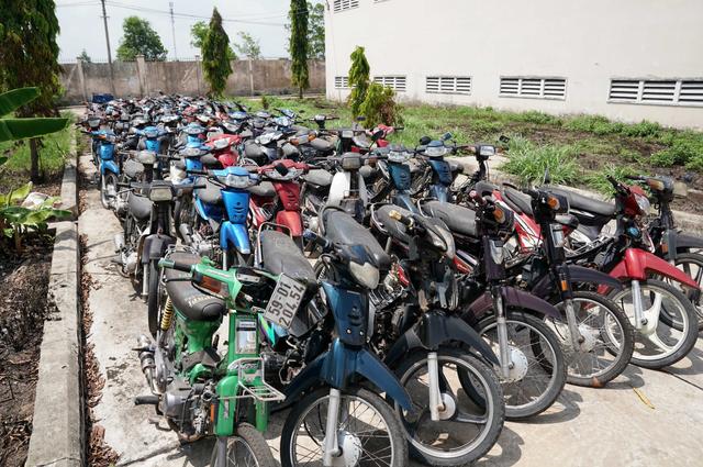 Thực hư việc CSGT TP.HCM bán đấu giá hơn 1.200 xe vi phạm, giá từ 370.000 đồng/chiếc - Ảnh 2.