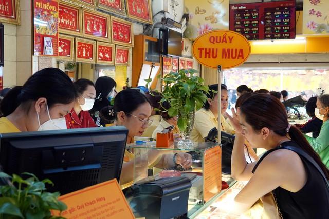 Giá vàng hôm nay 28.9.2025: - Ảnh 1.