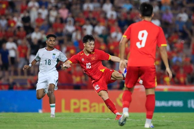 HLV Kim Sang-sik dùng người thông minh, U.23 Việt Nam đánh bại Bangladesh: Trọn vẹn ngày ra quân - Ảnh 14.