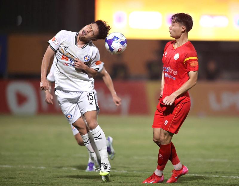 U.23 Việt Nam tỏa sáng, PVF-CAND và Đà Nẵng rượt đuổi tỷ số cực gay cấn: 4 bàn chia đều! - Ảnh 1.