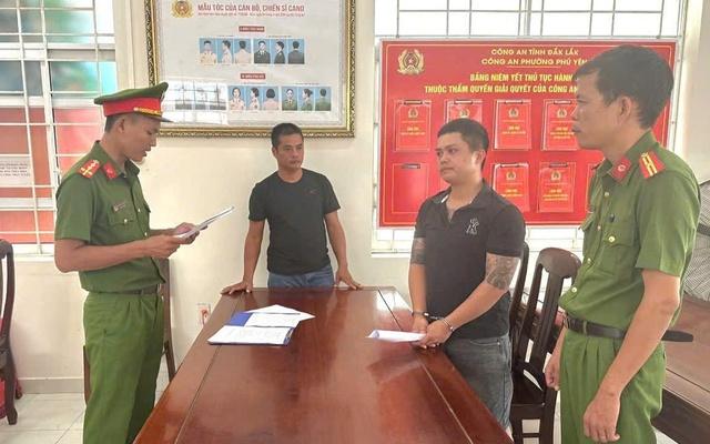 Trộm cá Huyết Long, nam thanh niên bị khởi tố - Ảnh 1.
