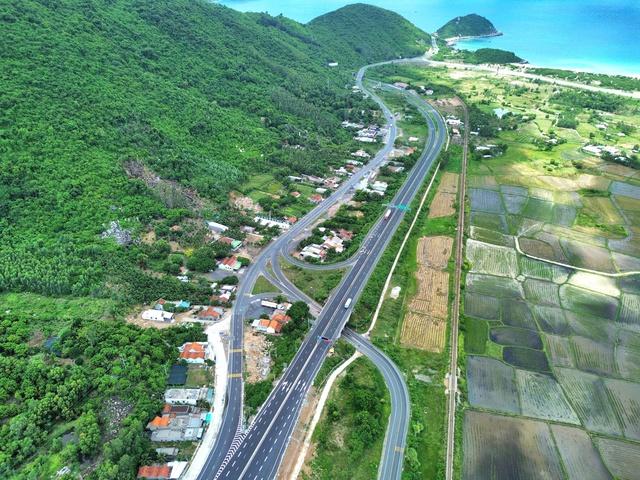 Cao tốc Vân Phong - Nha Trang vẫn chưa thể thông toàn tuyến ? - Ảnh 2.