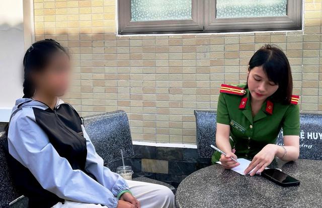 Đà Nẵng: Nữ sinh viên bị yêu cầu vào khách sạn làm việc với... công an giả- Ảnh 1. Đà Nẵng: Nữ sinh viên bị yêu cầu vào khách sạn làm việc với... công an giả- Ảnh 1.