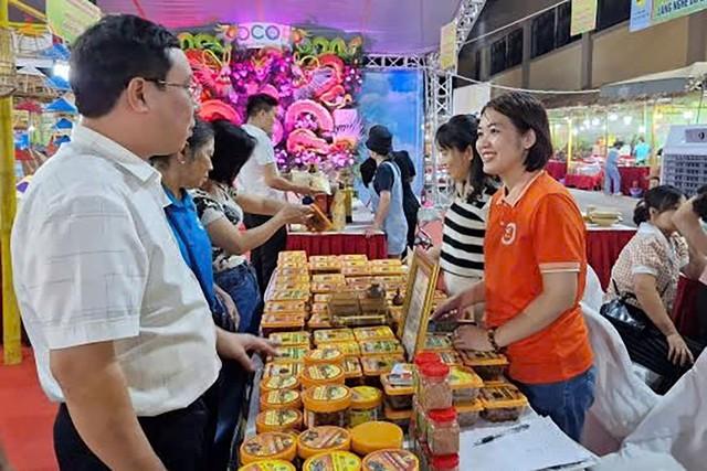 Hà Nội đẩy mạnh chuyển đổi số trong đảm bảo chất lượng, an toàn thực phẩm- Ảnh 1.