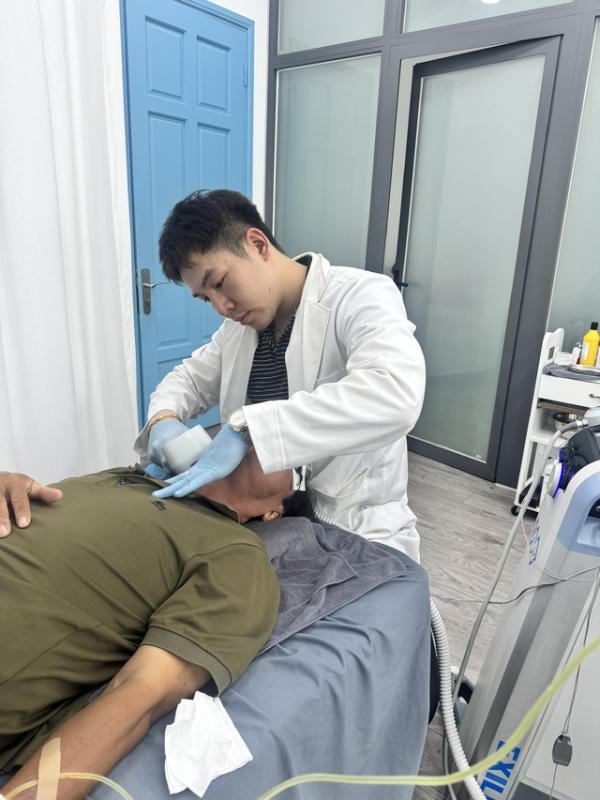 Phòng khám lừa đảo: Học trung cấp thú y nhưng chữa bệnh cho người- Ảnh 5.