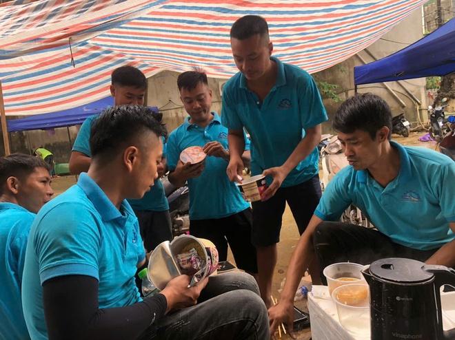 Hơn 2 . 200 Xe máy được sửa xe miễn phí cho bà con vùng lũ Thái Nguyên - Ảnh 6.