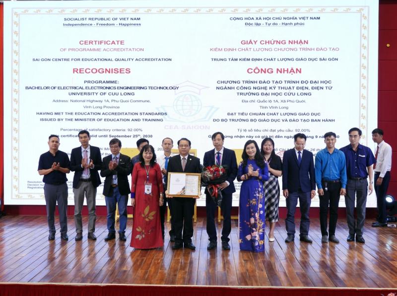 Trường ĐH Cửu Long thêm 3 chương trình đào tạo đạt chuẩn kiểm định chất lượng- Ảnh 1.