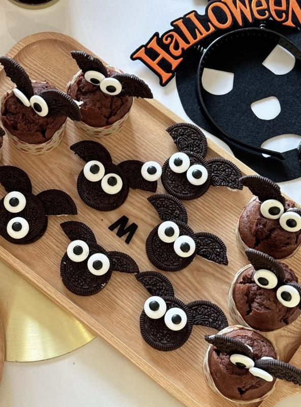 Người mẹ 3 con tự làm mâm cỗ Halloween, dân mạng ngạc nhiên, khen hết lời  - Ảnh 3.