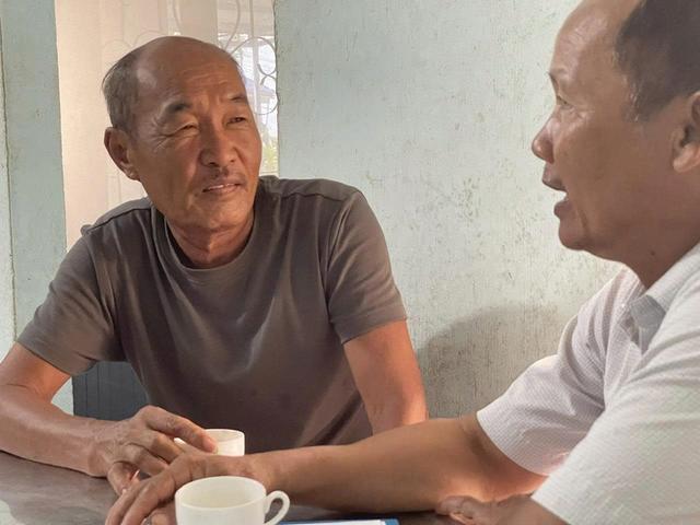Vợ chồng nông dân nuôi 5 con thành tài: Một hành trình giáo dục cảm động - Ảnh 2.
