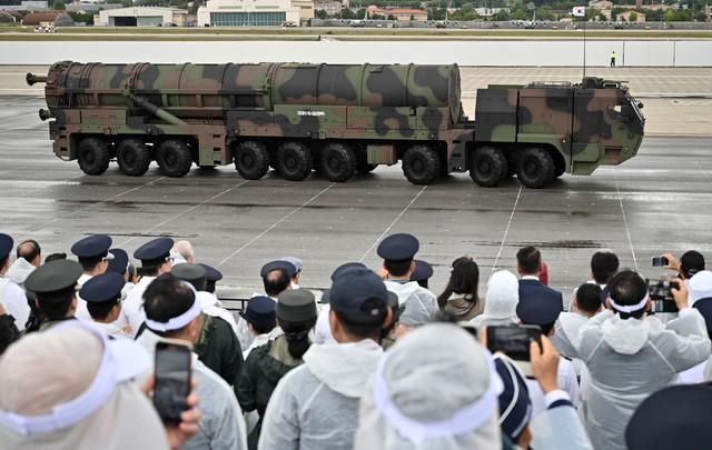 'Tên lửa quái vật' và thế chủ động răn đe của Hàn Quốc  - Ảnh 1.