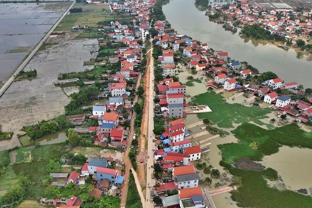 Hà Nội sẽ ưu tiên nguồn lực cho các tuyến đê trọng điểm - Ảnh 1.