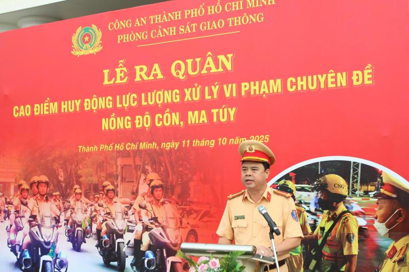 CSGT TP.HCM ra quân cao điểm xử lý vi phạm nồng độ cồn, ma túy- Ảnh 3.