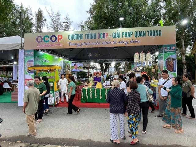 Hơn 400 gian hàng OCOP, đặc sản các vùng miền hội tụ tại Cần Thơ - Ảnh 1.