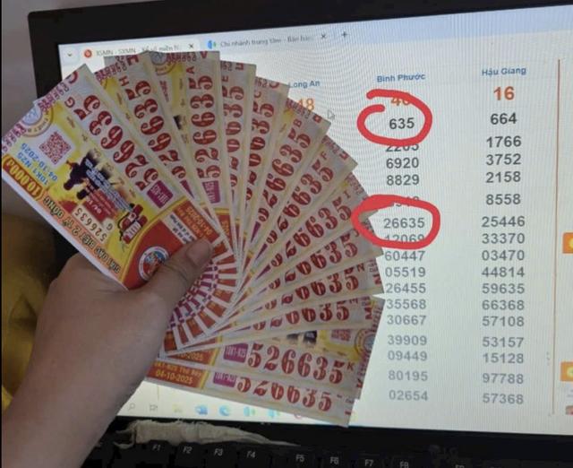 Hiếm gặp: 14 vé trúng tới… 2 giải xổ số miền Nam, đổi thưởng thế nào? - Ảnh 1.