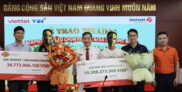 Một ngày, có hai 'tỉ phú' Vietlott mới xuất hiện- Ảnh 1.