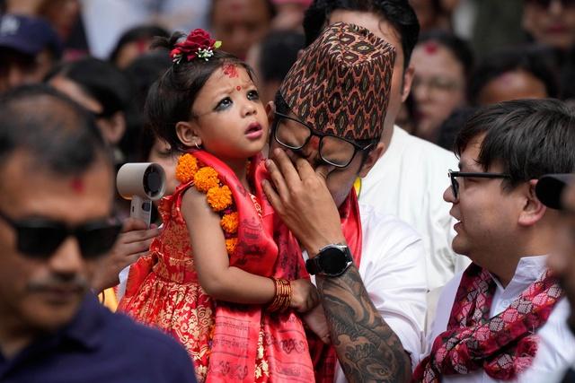 Nepal có nữ thần mới - Ảnh 2.