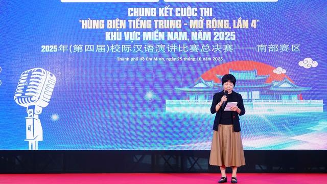 Sinh viên hùng biện bằng tiếng Trung về AI, con người trong kỷ nguyên số - Ảnh 6.