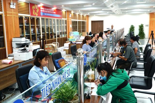 Đề xuất chi thu nhập tăng thêm cho hơn 1.500 viên chức Bảo hiểm xã hội TP.HCM- Ảnh 1.