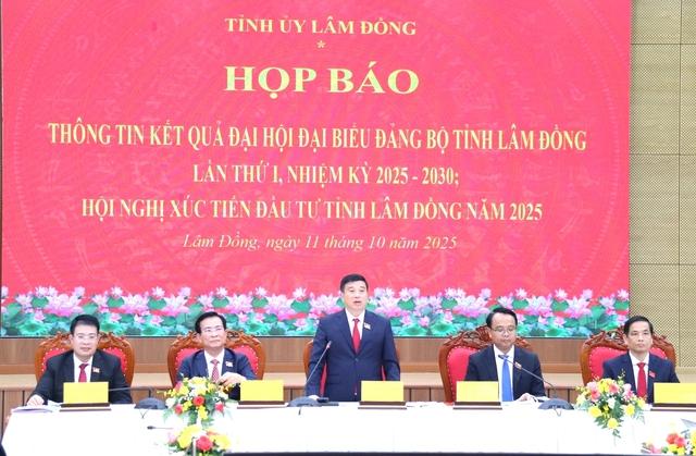 Tỉnh ủy Lâm Đồng họp báo sau đại hội: Gỡ điểm nghẽn cho phát triển bền vững - Ảnh 1.