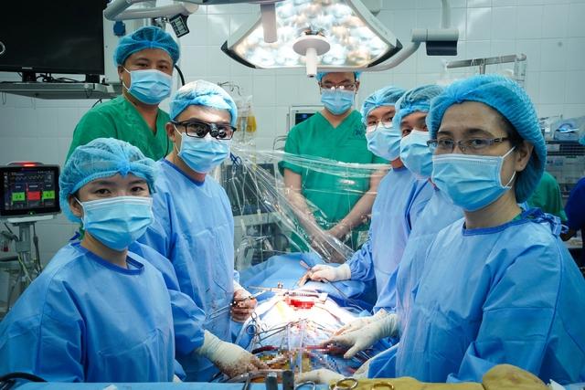 Bệnh viện Thống Nhất TP.HCM ghi dấu ấn với ca ghép tim đầu tiên- Ảnh 1.