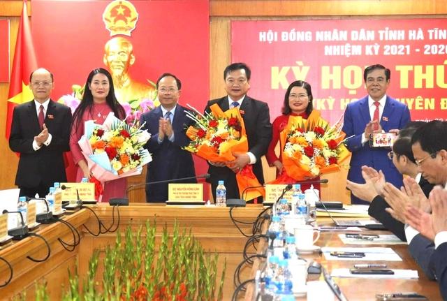Hà Tĩnh: Bí thư xã được bầu làm Phó chủ tịch tỉnh- Ảnh 1.