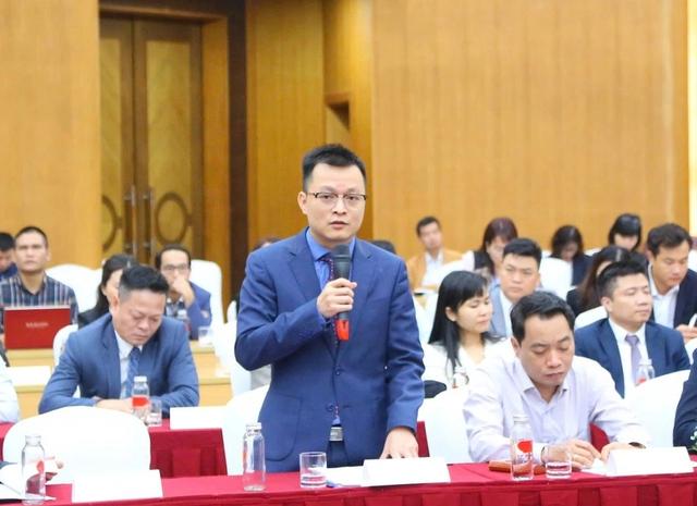7 tỉ USD ngoại hối gửi về mỗi năm, lao động Việt vẫn 'oằn mình' vì phí  - Ảnh 2.