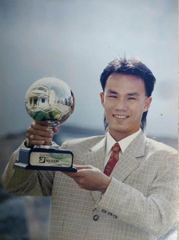 Đại chiến 'nảy lửa' cựu Quả bóng vàng Việt Nam trên sân Trường ĐH Đồng Tháp- Ảnh 5.