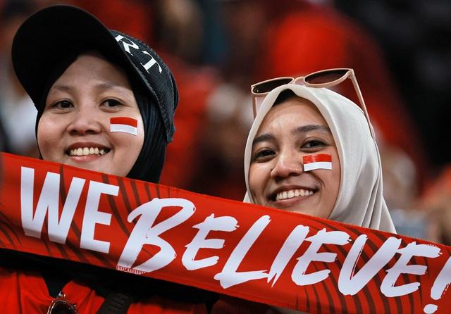 HLV Kluivert thất vọng ê chề vì Indonesia thua đau, bất ngờ đưa trọng tài lên tận mây xanh- Ảnh 5.