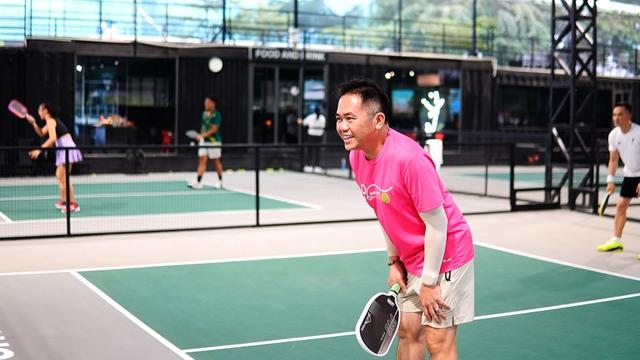Tay vợt Tony Hoàng, diễn viên Chi Bảo góp mặt ở giải pickleball đặc biệt- Ảnh 2.