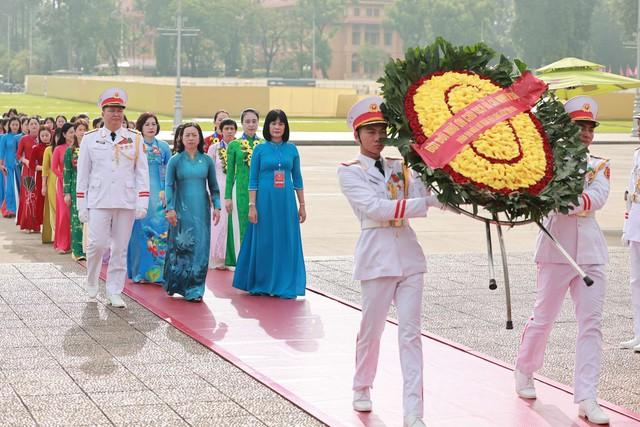Tôn vinh nữ đoàn viên công đoàn năng động, sáng tạo   - Ảnh 4.