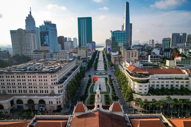 Đại hội Đảng bộ TP.HCM diễn ra trong bối cảnh nhiều cơ hội, thách thức đan xen - Ảnh 3.
