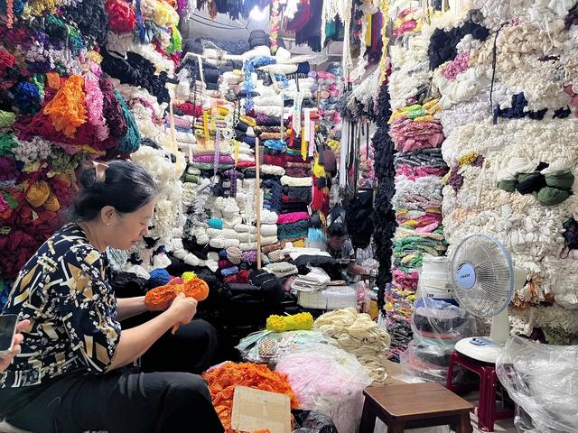 Đời chợ ở TP.HCM: Ai giữ lại một thời chợ?- Ảnh 3.