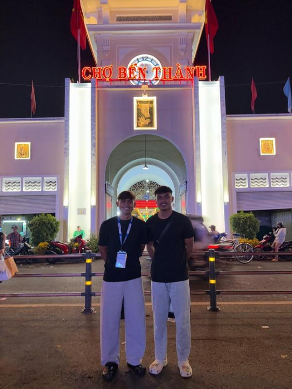 Ngày mai rời xa TP.HCM, các cầu thủ hẳn nhớ mãi những hình ảnh này- Ảnh 10.